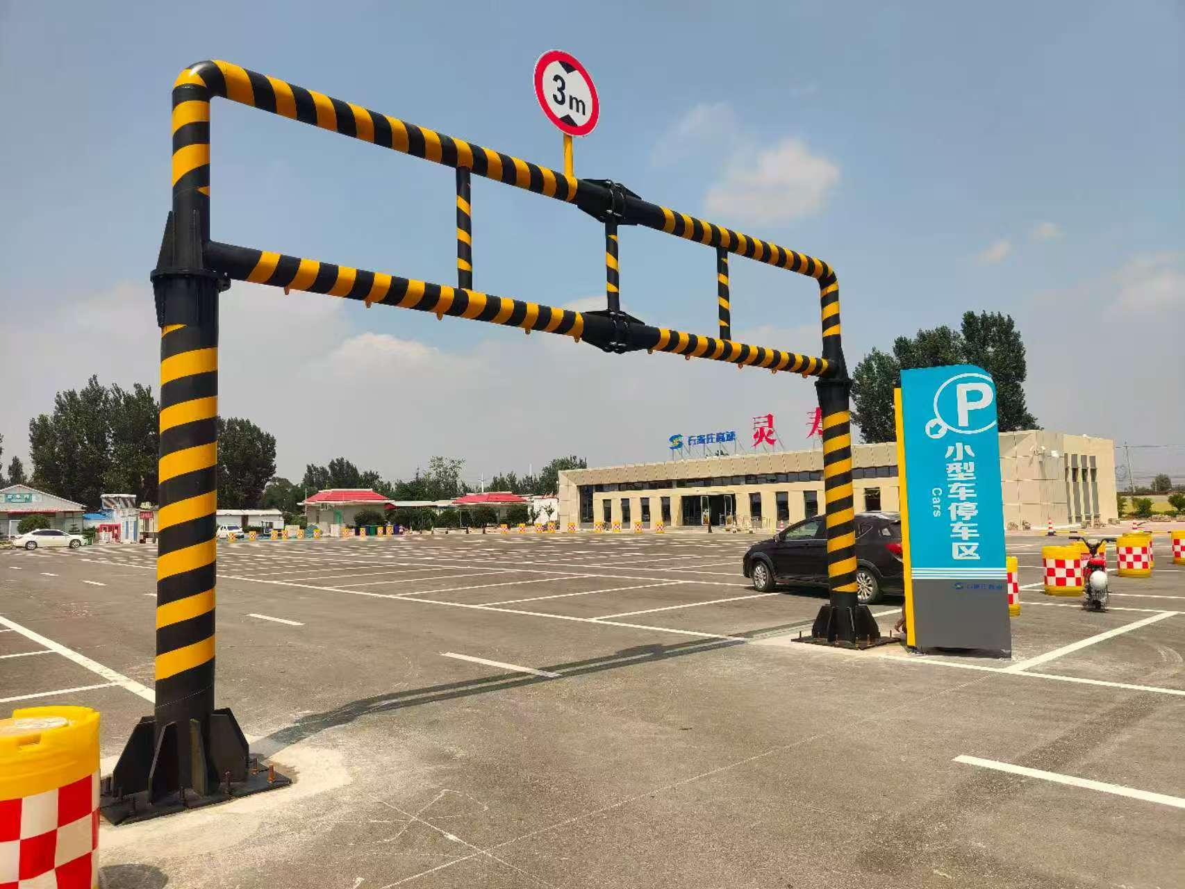葫芦岛市交通标志杆限高架 - 价格